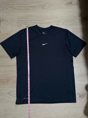 Nike Black Short-Sleeve Performance Shirt